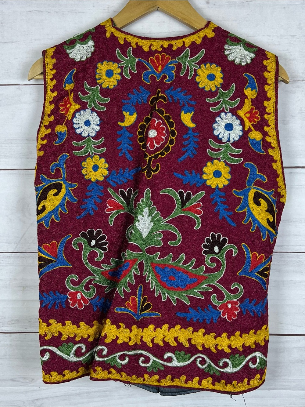 Vintage Uzbek Textile Embroidered Vest Med Black Suzani Ottoman Tulip Boho XL/2X - Picture 2 of 6